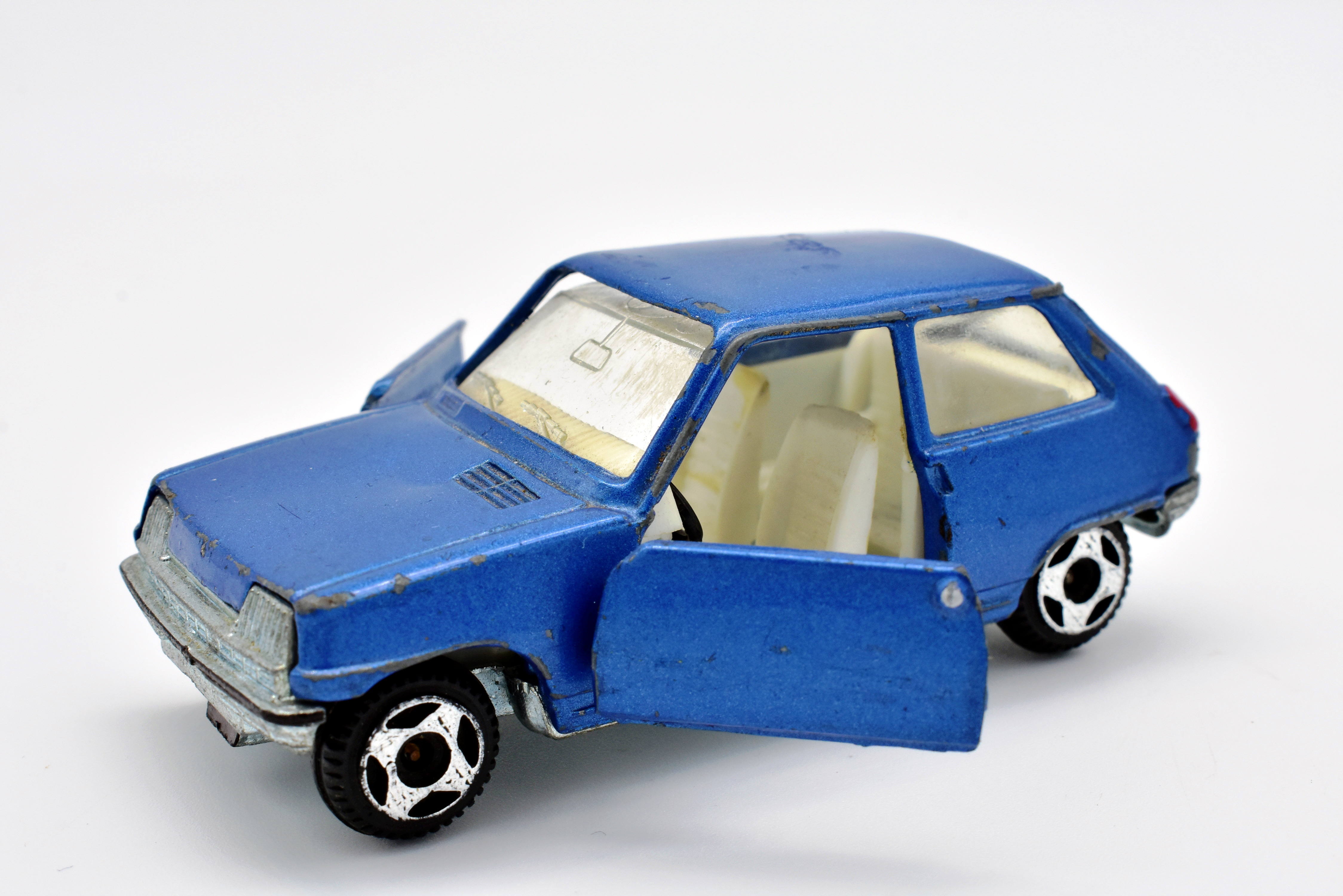 renault 5 miniature