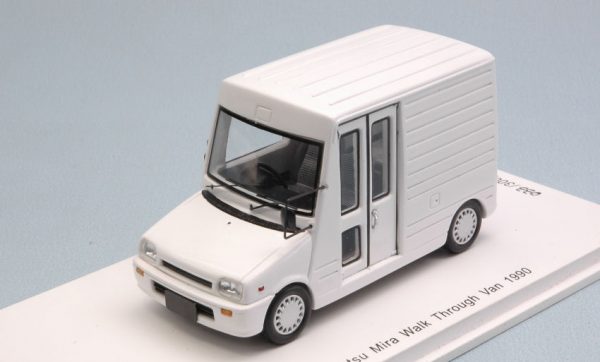 Modellino Auto scala 1:43 diecast Spark Model DAIHATSU MIRA modellismo statico