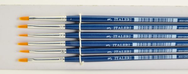 Modellino colori modellismo  Italeri  PENNELLO SINTETICO PIATTO 3 Pz.6 diecast