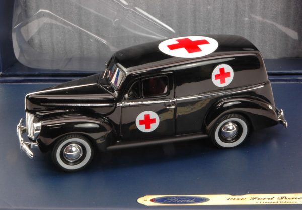 Modellino auto scala 1:43 Genuine Parts FORD PANEL VAN CROSS modellismo diecast