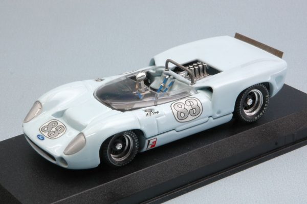 Modellino auto scala 1:43 Best model LOLA T 70 SPIDER diecast modellismo statico