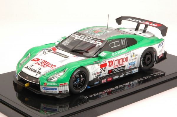 Modellino auto scala 1:43 Ebbro  NISSAN GT-R N.24 SUPER GT500  H.YASUDA-M.KRUMM diecast modellismo statico