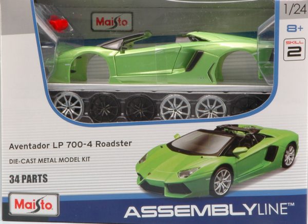 Modellino auto kit di montaggio LAMBORGHINI AVENTADOR LP700-4 MODEL KIT 1:24