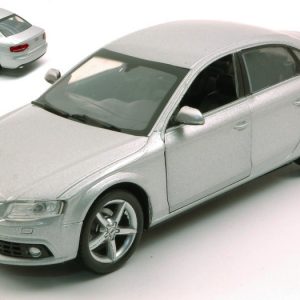 Modellino auto scala 1:24 AUDI A 4 A4 modellismo statico diecast nuovo