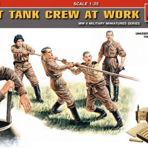 Modellino model kit di montaggio  Miniart  SOVIET TANK CREW AT WORK KIT 1:35