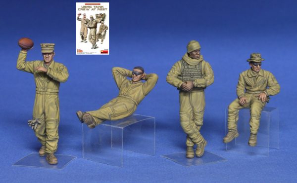 Modellino model kit di montaggio  Miniart  USMC TANK CREW AT REST KIT 1:35