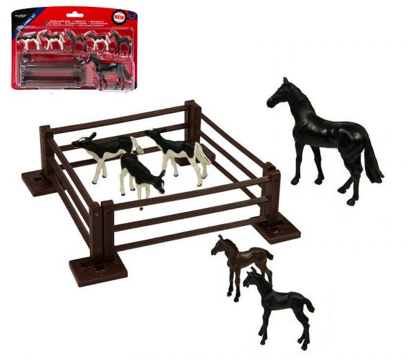 Modellino mezzi agricoli Britains RECINTO BABY ANIMAL SET cavalli scala 1:32