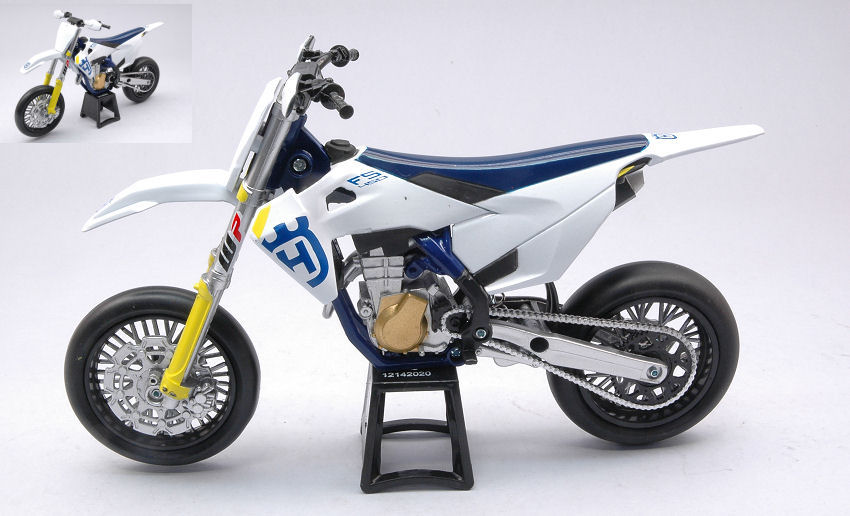 Modellino moto 1:12 HUSQVARNA FS450 motor bike modellismo collezione  diecast - Arcadia Modellismo