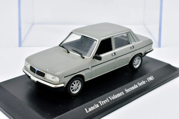 Modellino auto scala 1:43 Lancia Trevi Volumex Seconda Serie diecast modellismo statico da collezione norev - immagine 2