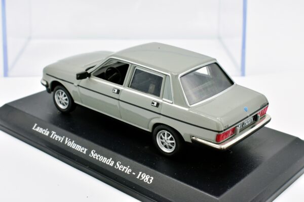 Modellino auto scala 1:43 Lancia Trevi Volumex Seconda Serie diecast modellismo statico da collezione norev - immagine 3