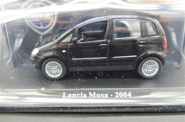 Modellino auto scala 1:43 Lancia Musa diecast modellismo statico da collezione norev - immagine 5