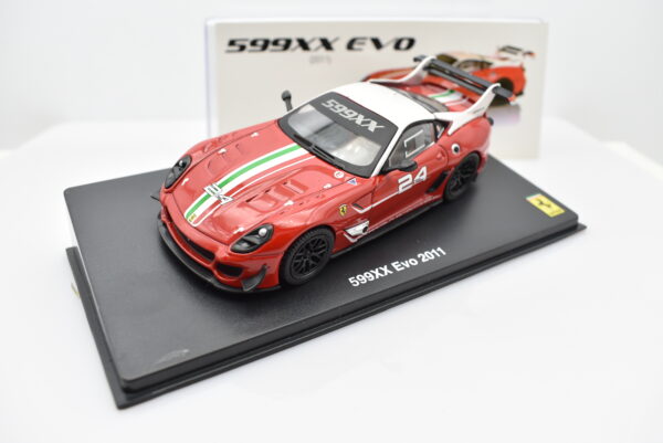 Modellino auto scala 1:43 Ferrari GT Collection 599XX Evo diecast modellismo da collezione - immagine 2