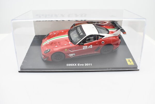 Modellino auto scala 1:43 Ferrari GT Collection 599XX Evo diecast modellismo da collezione - immagine 3