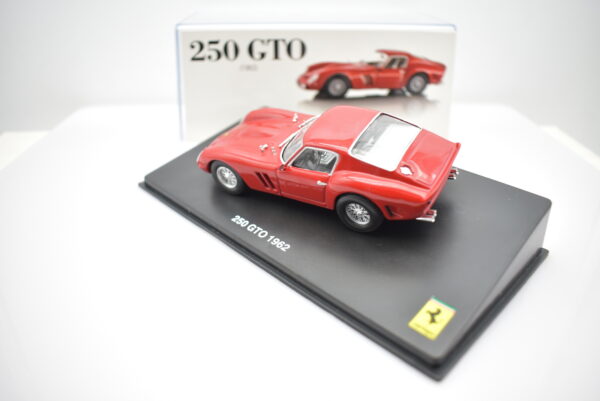 Modellino auto scala 1:43 Ferrari GT Collection 250 GTO diecast modellismo da collezione - immagine 3