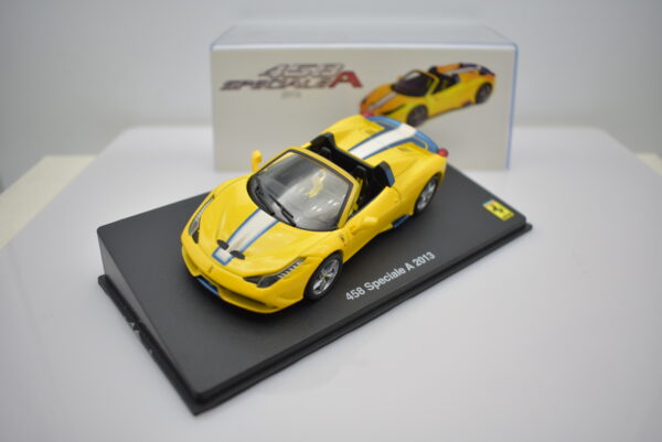 Modellino auto scala 1:43 Ferrari GT Collection 458 Speciale A diecast modellismo da collezione - immagine 2