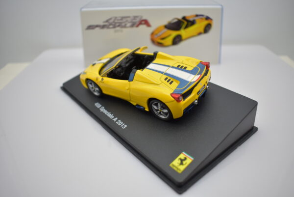Modellino auto scala 1:43 Ferrari GT Collection 458 Speciale A diecast modellismo da collezione - immagine 3