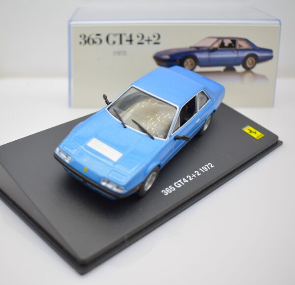 Modellino auto scala 1:43 Ferrari GT Collection 365 GTA 2+2 diecast modellismo da collezione - immagine 2