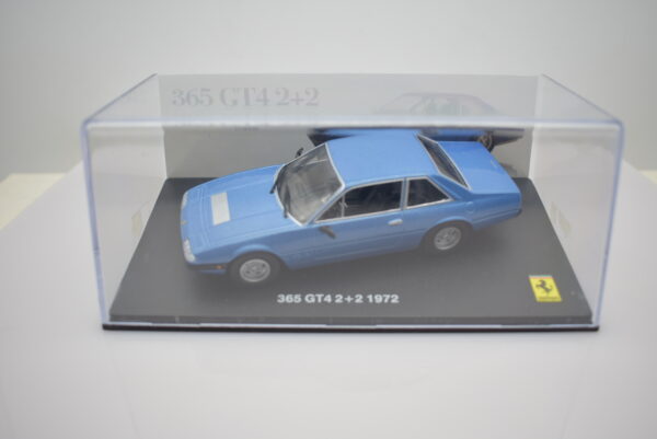 Modellino auto scala 1:43 Ferrari GT Collection 365 GTA 2+2 diecast modellismo da collezione - immagine 3