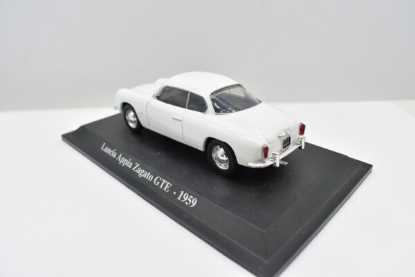 Modellino auto Lancia Appia Zagato GTE scala 1:43 norev diecast modellismo statico - immagine 2
