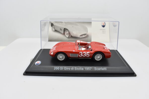 Modellino auto scala 1:43 Maserati 200 SI diecast modellismo da collezione - immagine 2