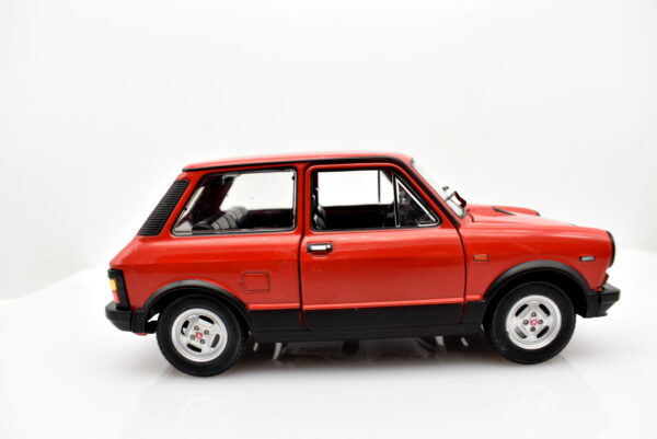 Modellino auto scala 1:24 Autobianchi A112 Abarth modellismo statico da collezione - immagine 6
