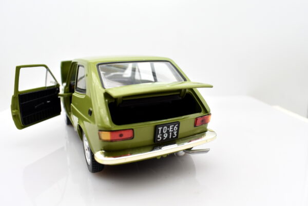 modellino auto scala 1:24 FIAT 127 quattroruote collection da collezione diecast - immagine 9
