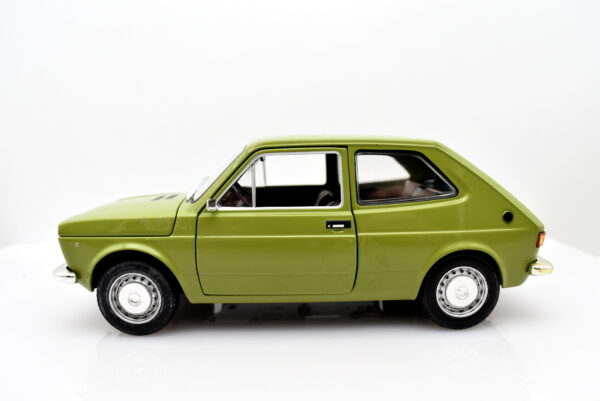 modellino auto scala 1:24 FIAT 127 quattroruote collection da collezione diecast - immagine 10