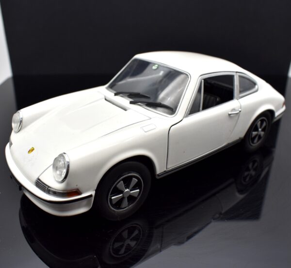 Modellino auto scala 1:24 Porsche 911 S 2.4 modellismo statico da collezione - immagine 11