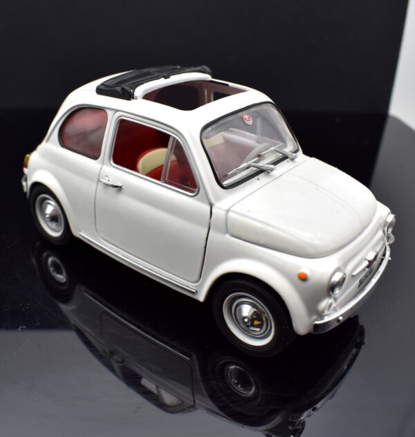 Modellino auto scala 1:24 Fiat 500 F modellismo statico da collezione - immagine 7