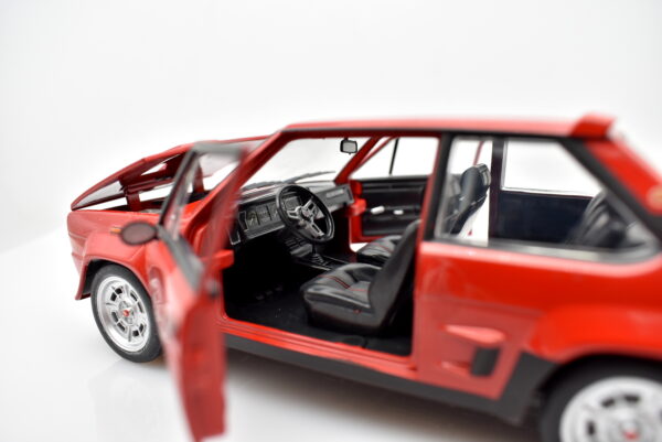 Modellino auto scala 1:24 Fiat 131 Abarth modellismo statico da collezione - immagine 4