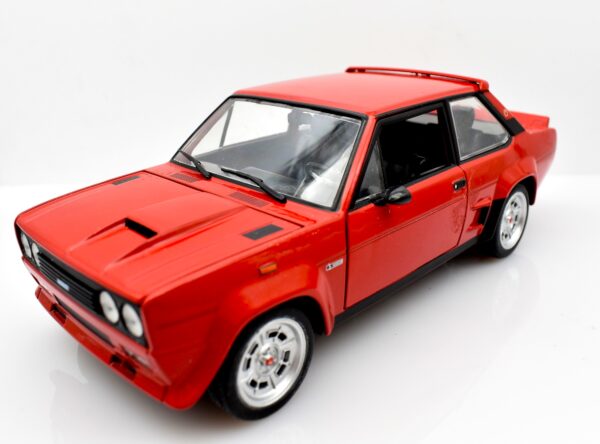 Modellino auto scala 1:24 Fiat 131 Abarth modellismo statico da collezione - immagine 6
