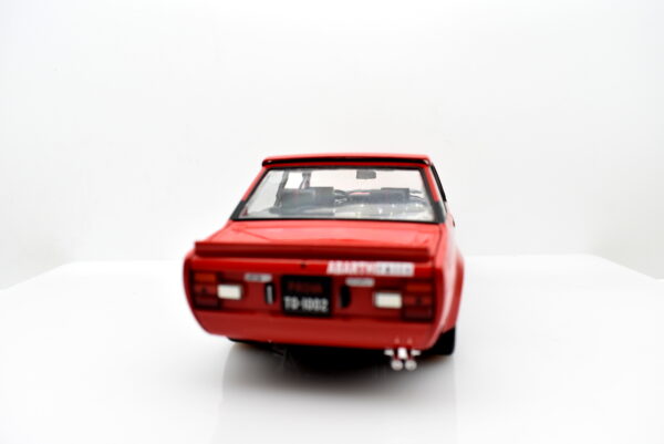 Modellino auto scala 1:24 Fiat 131 Abarth modellismo statico da collezione - immagine 9