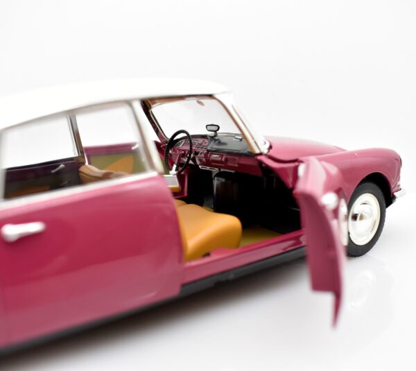Modellino auto scala 1:24 CITROEN DS 19 quattroruote collection modellismo epoca - immagine 6