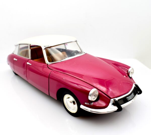 Modellino auto scala 1:24 CITROEN DS 19 quattroruote collection modellismo epoca - immagine 7
