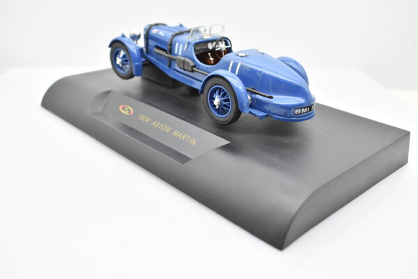 Modellino auto Aston Martin scala 1:32 diecast modellismo collezione epoca solido - immagine 3