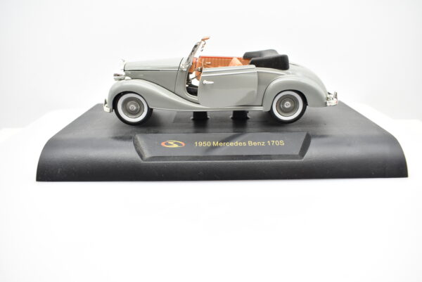 Modellino auto Mercedes Benz 170S scala 1:32 diecast modellismo collezione epoca solido - immagine 2