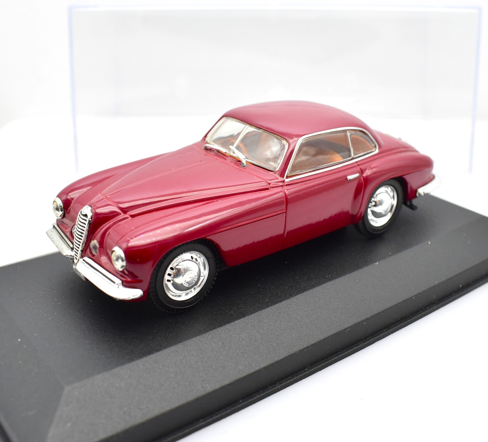 Modellino auto scala 1:43 Alfa Romeo 6C 2500 Villa d'Este modellismo statico da collezione - immagine 2