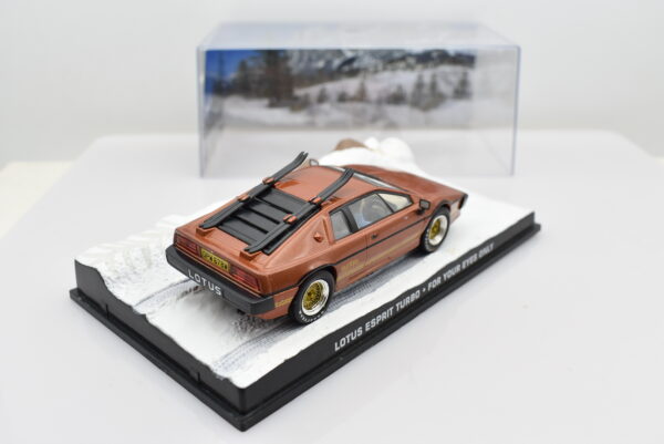 Modellini auto dei film 007 James Bond scala 1:43 LOTUS ESPRIT TURBO collezione - immagine 3