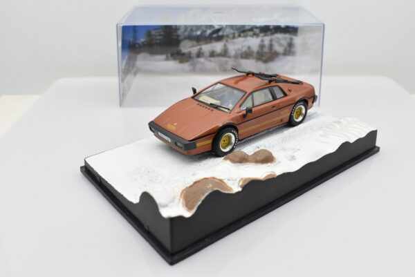 Modellini auto dei film 007 James Bond scala 1:43 LOTUS ESPRIT TURBO collezione - immagine 5