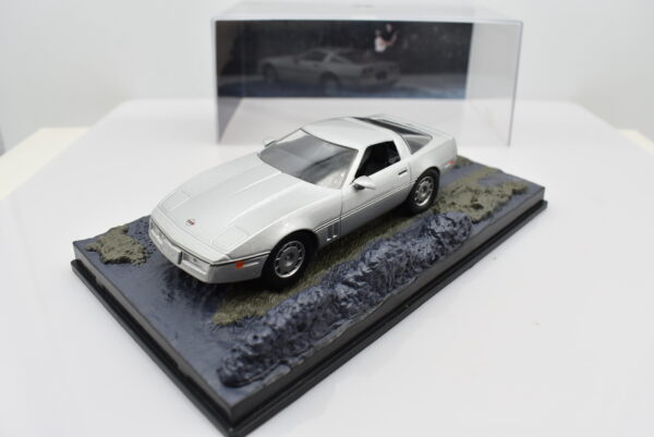 Modellini auto dei film 007 James Bond scala 1:43 CHEVROLET CORVETTE collezione - immagine 6
