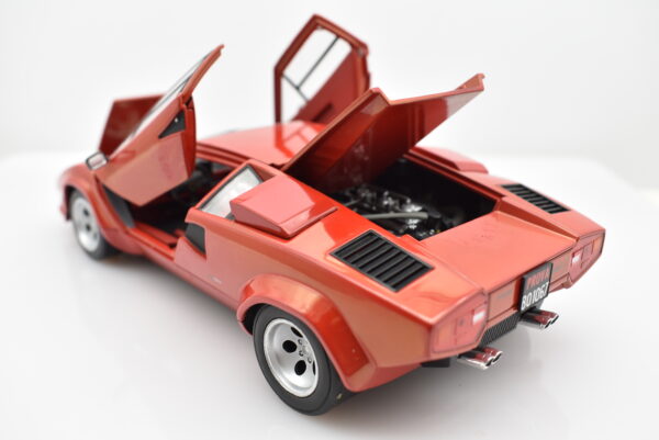Modellino auto Lamborghini Countach LP 400 S scala 1:24 diecast modellismo da collezione - immagine 9