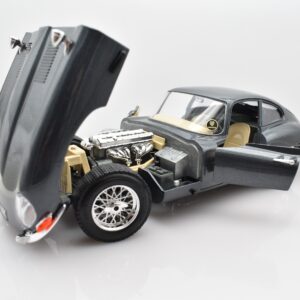 Modellino auto scala 1:18 JAGUAR E type burago diecast modellismo da collezione