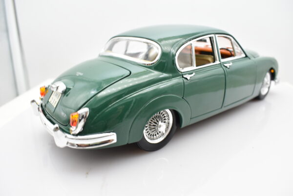 Modellino auto scala 1:18 JAGUAR MARK II diecast modellismo da collezione - immagine 7