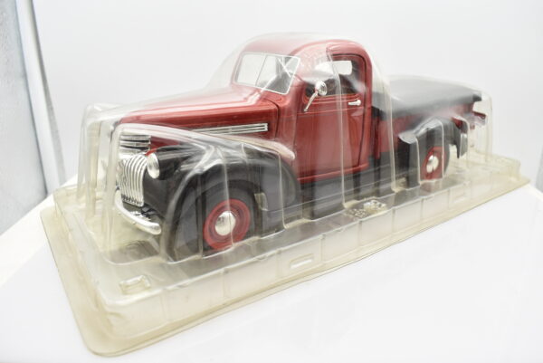Modellino auto scala 1:18 CHEVROLET GMC diecast modellismo da collezione - immagine 2