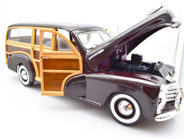 Modellino auto scala 1:18 CHEVY FLEETMASTER diecast modellismo da collezione