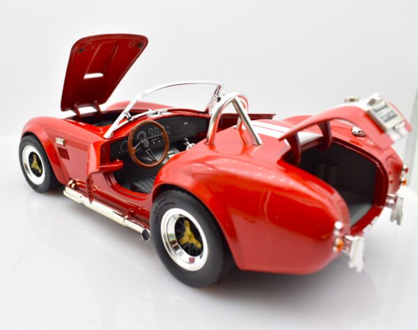 Modellino auto scala 1:18 SHELBY COBRA 427S/C diecast modellismo da collezione - immagine 4