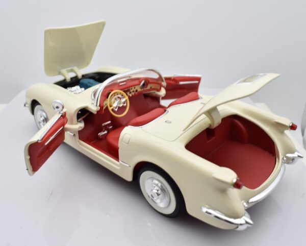 Modellino auto scala 1:18 CHEVROLET CORVETTE diecast modellismo da collezione - immagine 3