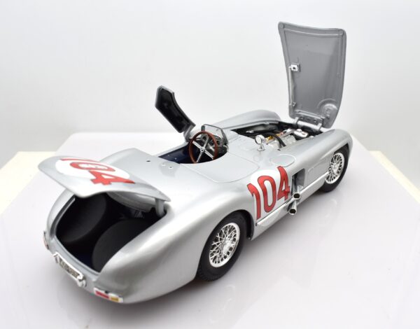 Modellino auto scala 1:18 MERCEDES BENZ 300 SLR diecast modellismo da collezione - immagine 5