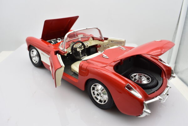 Modellino auto scala 1:18 CHEVROLET CORVETTE burago modellismo da collezione - immagine 9