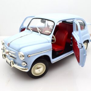 Modellino auto scala 1:18 FIAT 600 BERLINA diecast modellismo da collezione